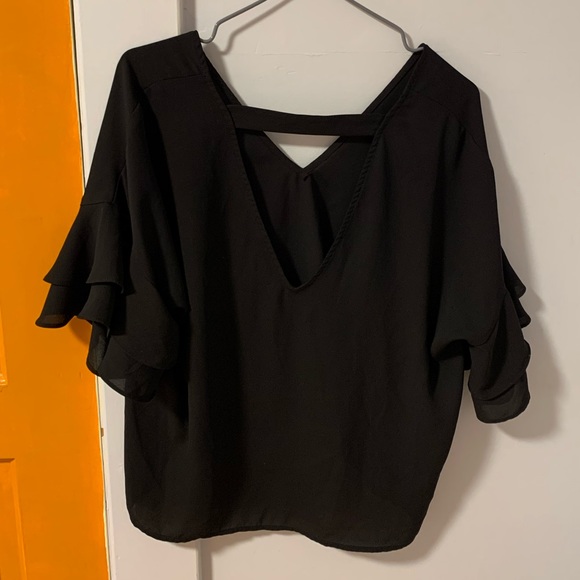 Shear Black Top - Picture 3 of 4